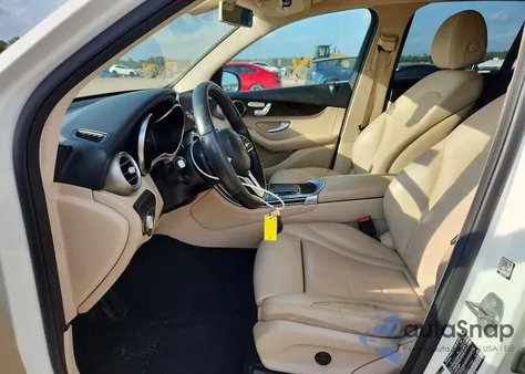 2020 Mercedes-Benz Glc 300 from USA, damaged, VIN W1N0G8DB6LF771093